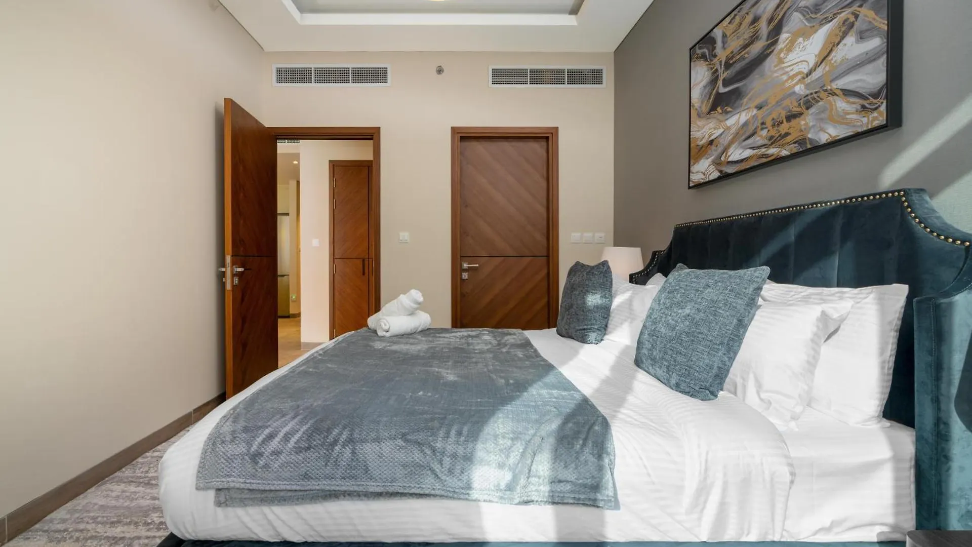 White Sage New Large 1Br At Jvc Apartment Dubai 0*,  United Arab Emirates